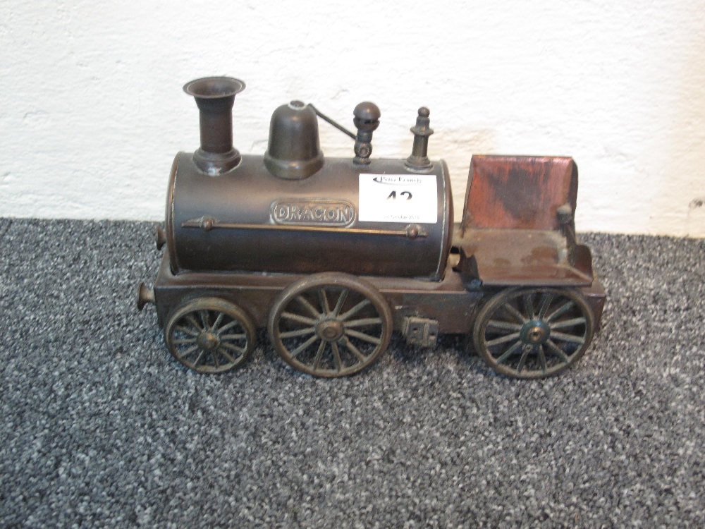 Vintage tin plate steam engine marked 'Dragon'. (B.P. 24% incl. - Image 3 of 5