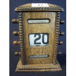 Early 20th Century oak desk calendar. (B.P. 24% incl.