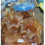 Tray of amber and blue carnival glass bowls and dishes. (B.P. 24% incl.