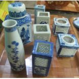 A mixed lot of Japanese porcelain items to include; reticulated small display pieces, sake bottle,