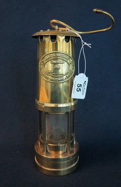 Reproduction E Thomas & Williams Aberdare miner's lamp. (B.P. 24% incl.