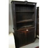 Early 20th Century stained oak bookcase,