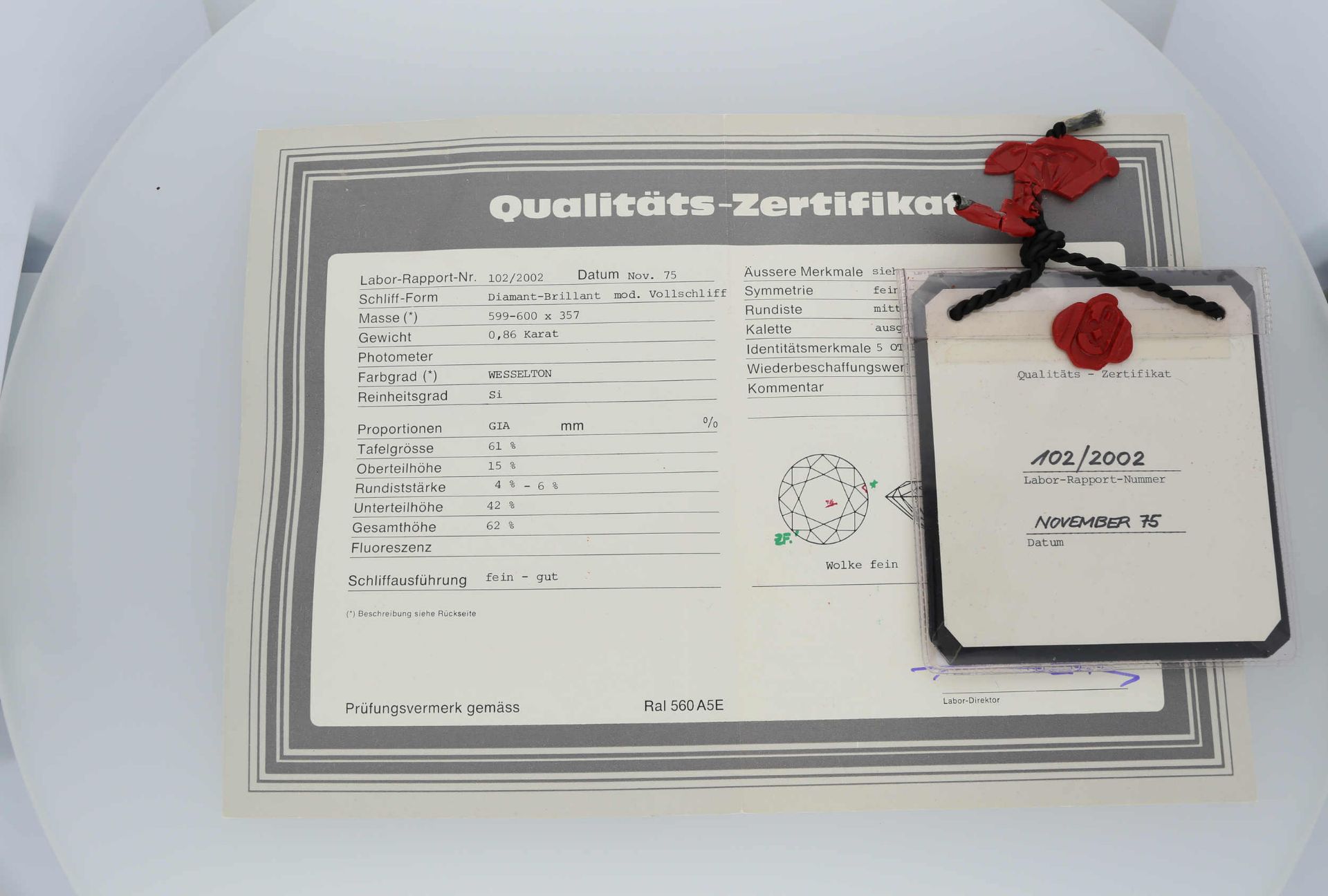 Ungefasster Brillant, von ca. 0,86 ct, H/SI, Zertifikat ausgestellt vomEdelsteinlabor ZH, im - Image 3 of 3