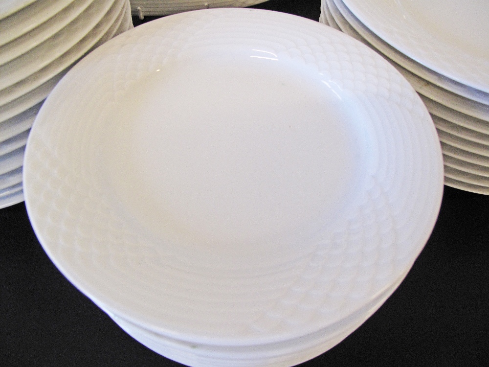 A German Hutshenreuther - SCALA pattern, white porcelain part dinner service, comprising 10 dinner - Image 3 of 4