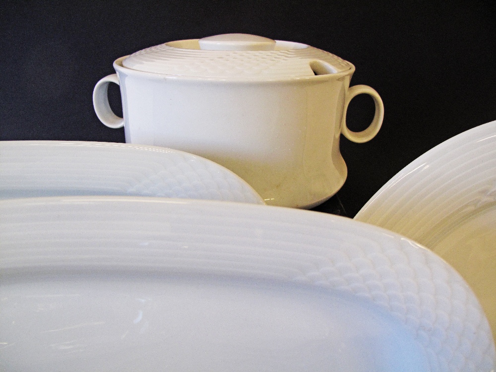 A German Hutshenreuther - SCALA pattern, white porcelain part dinner service, comprising 10 dinner - Image 2 of 4