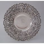 A Spanish silver plated reticulated rim bread basket, Hallmarked Ulises MFi plateado G. W28cm.