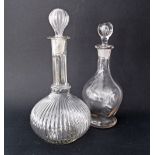 Two clear glass decanters with stoppers, approx H32cm. (4)