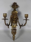 Empire-Wandleuchterwohl um 1800, Messing/Kupfer, Empire-Wandleuchter, 2armig, reich ornamentiert mit