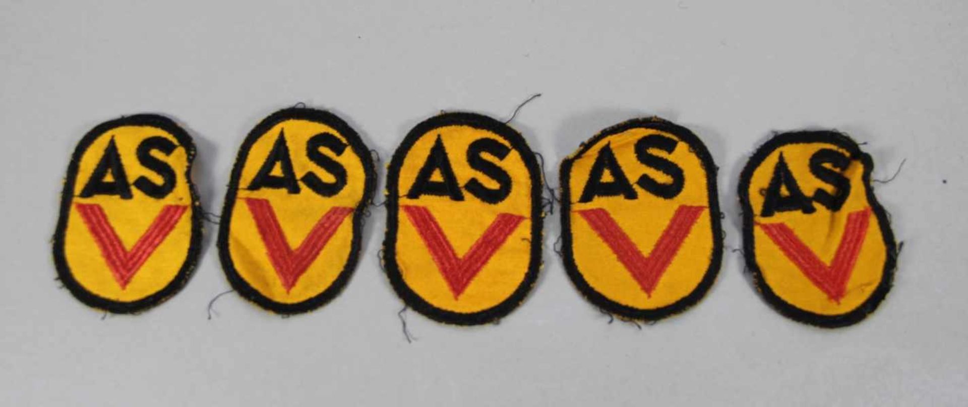Satz ASV-Abzeichenoriginal aus NVA-Beständen, 5 Stk., Stoffabzeichen der Armeesportvereinigung