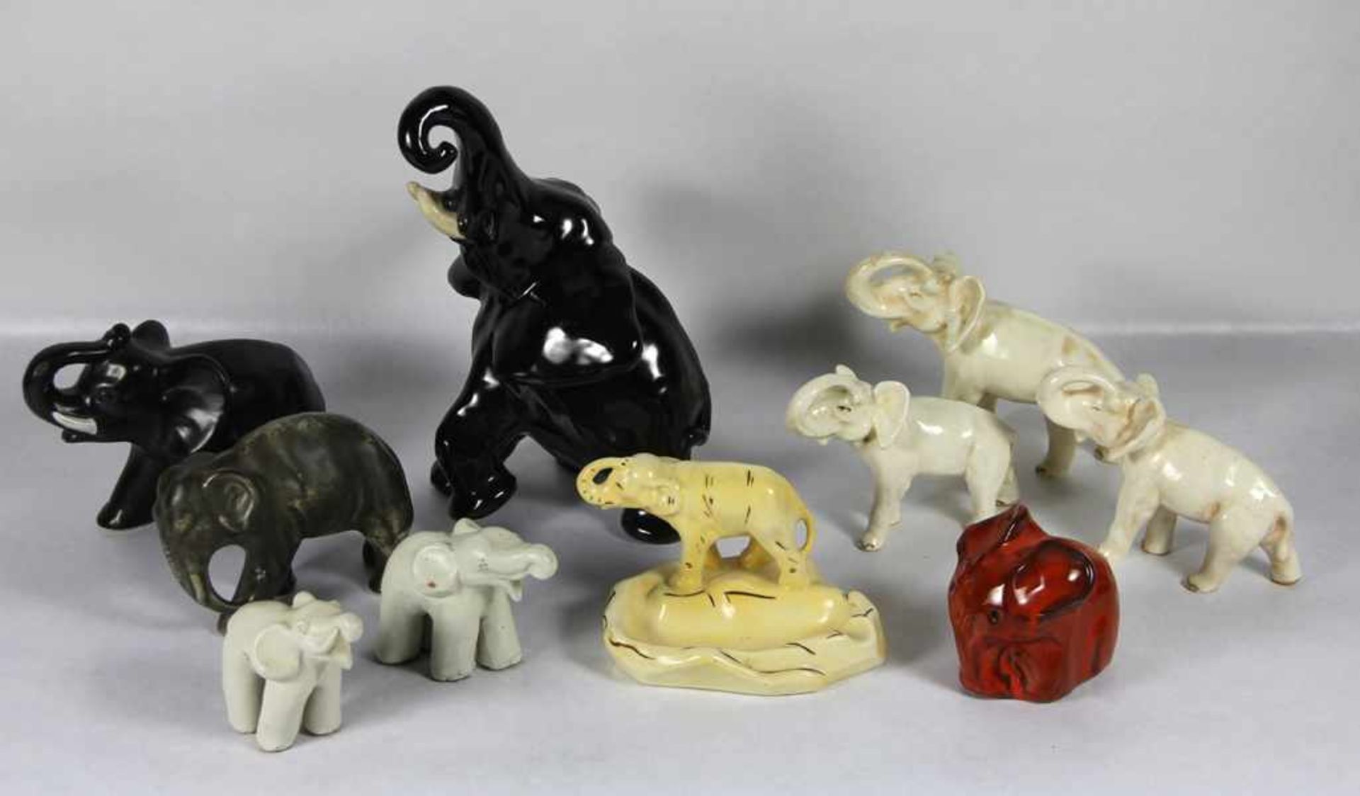 Konvolut Elephanten-Figuren10 Stk., Keramik, versch. Elephantenfiguren, 2mal Royal Dux