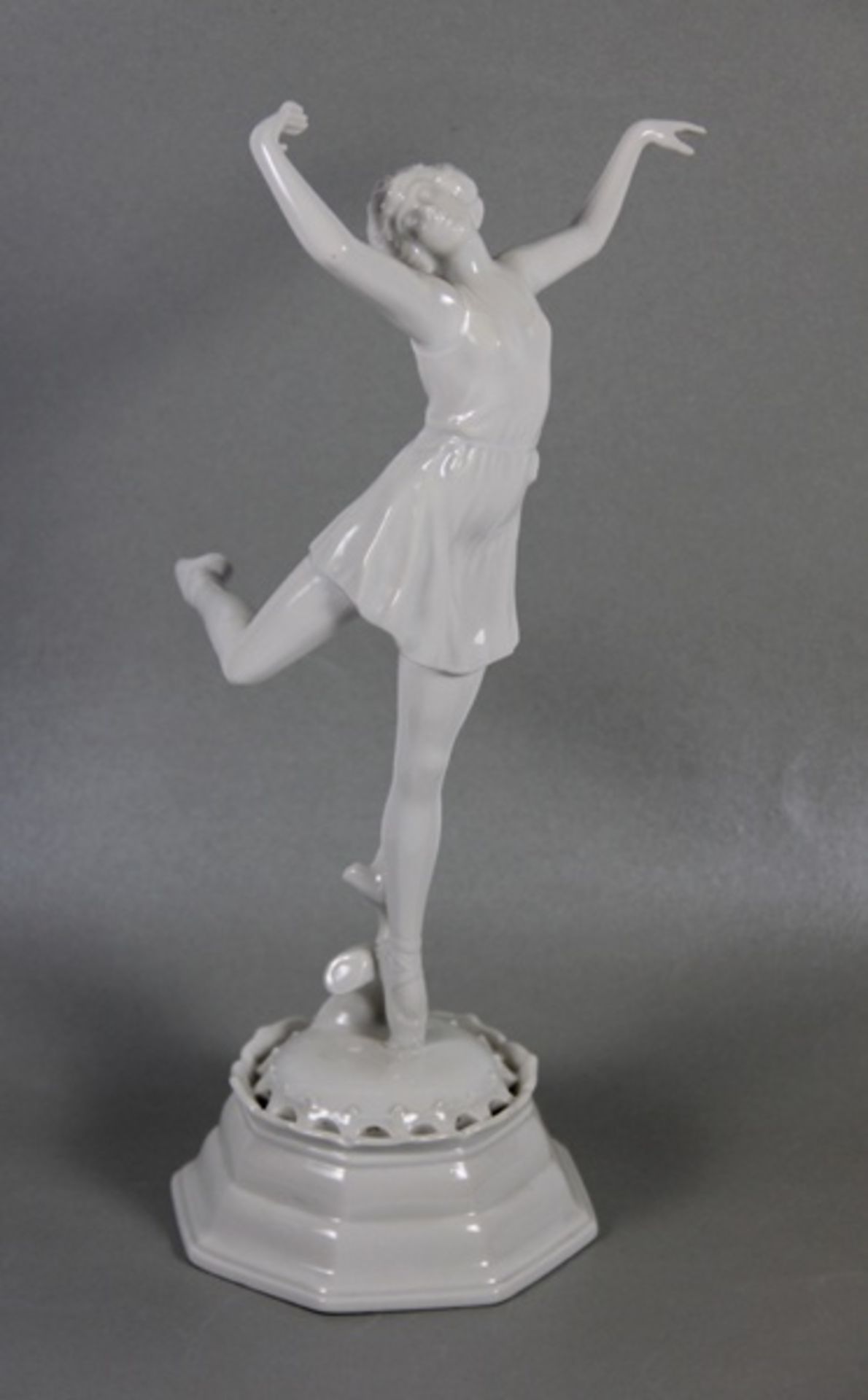 Charol Rosenthal-Figur1940er Jahre, Rosenthal-Ballerina, Entwurf Dorothea Charol, Sockel mit