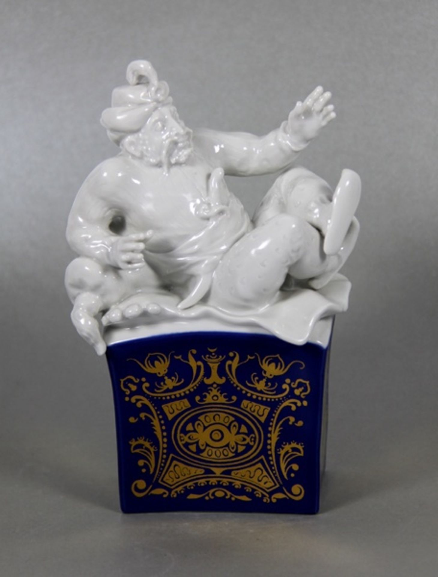 Meissenfigur Schereban20. Jhd., Meissen, Entwurf Peter Strang, König Schereban, Serie 1001 Nacht, in