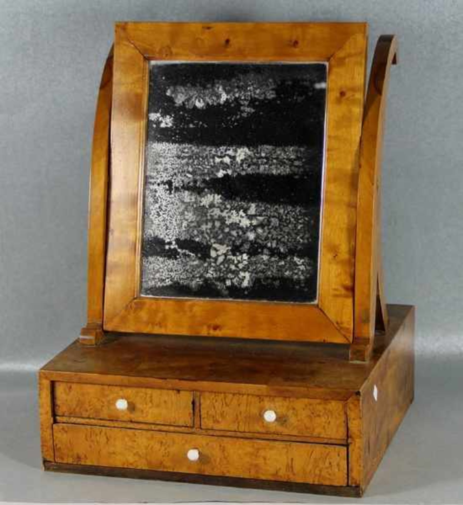 Frisierspiegel19.Jhd., helles Birkenholz,Tischspiegel auf zweischübigem Gestell, Spiegel