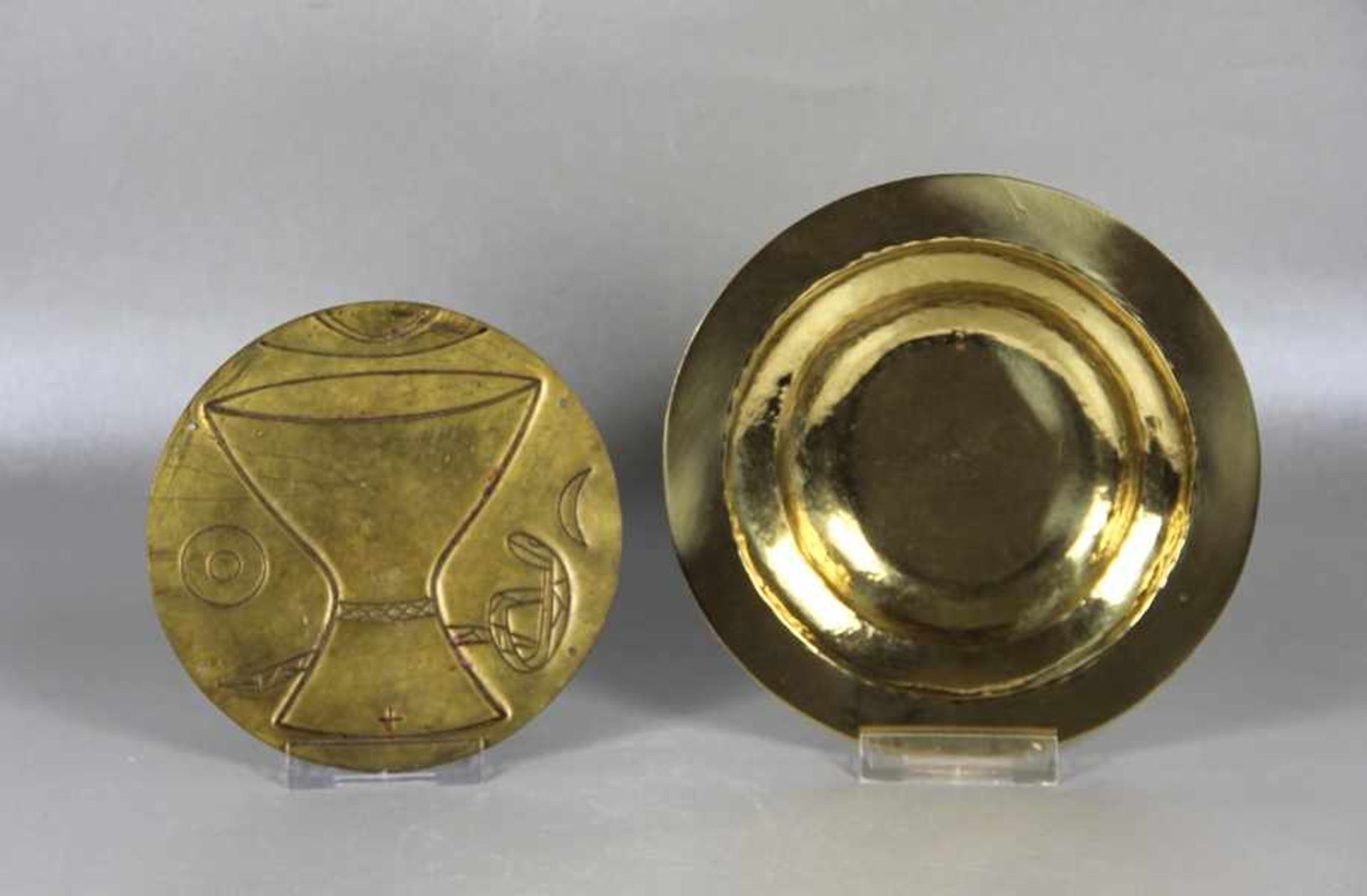 Kunz, Anton1906-1991, Pforzheimer Gold- und Silberschmied sowie Metallplastiker, 2 Metallschalen,
