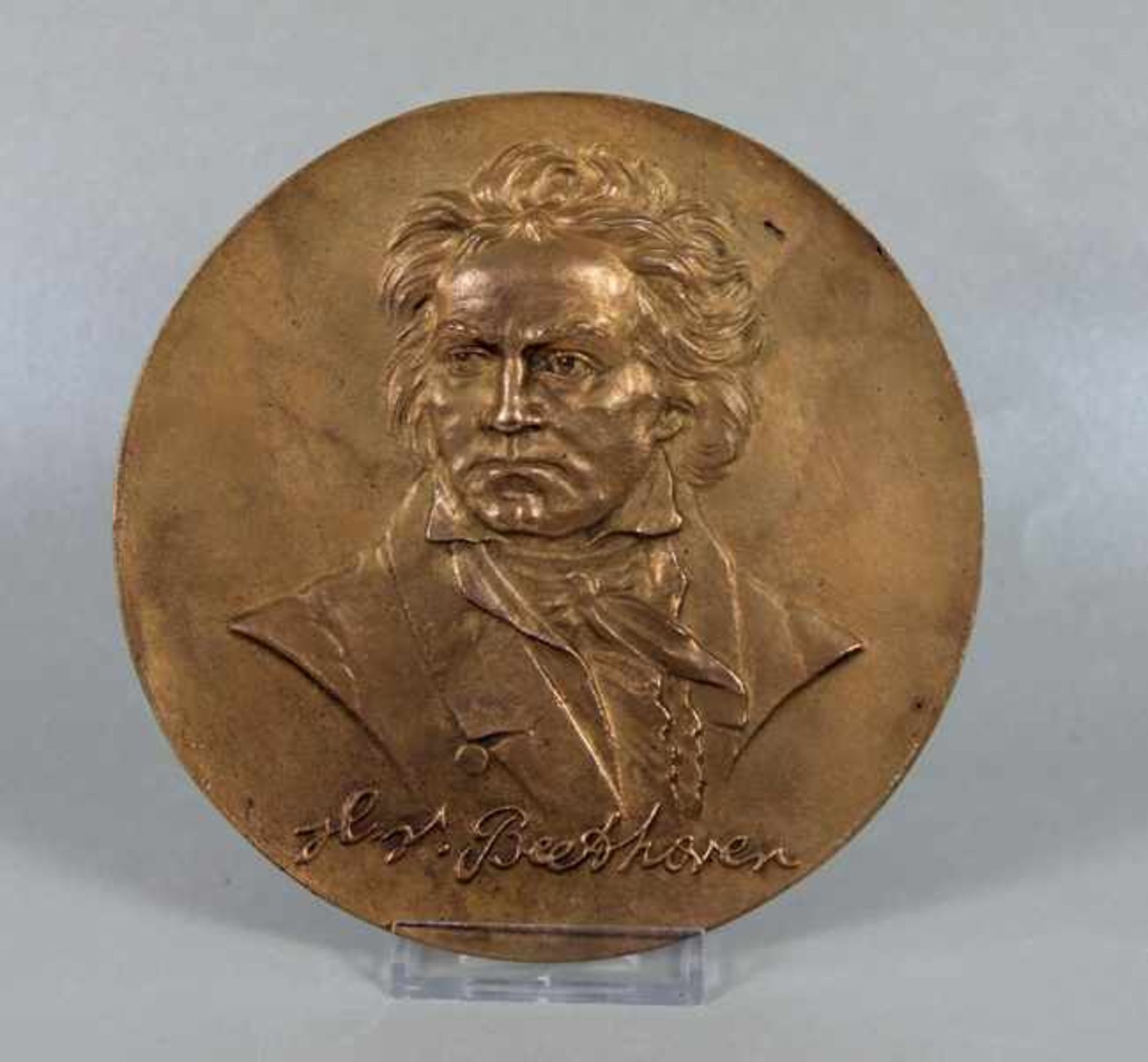 Beethoven-Plaketterunde Bronzeplakette mit Relief u. Name Beethovens, Gebr.sp., D. 16