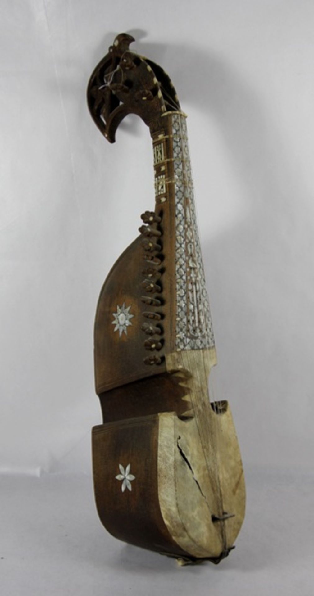 afghanische Rubab-Lautewohl um 1900, Afghanistan, Rubab, Laute, mit Haut bespannter taillierter