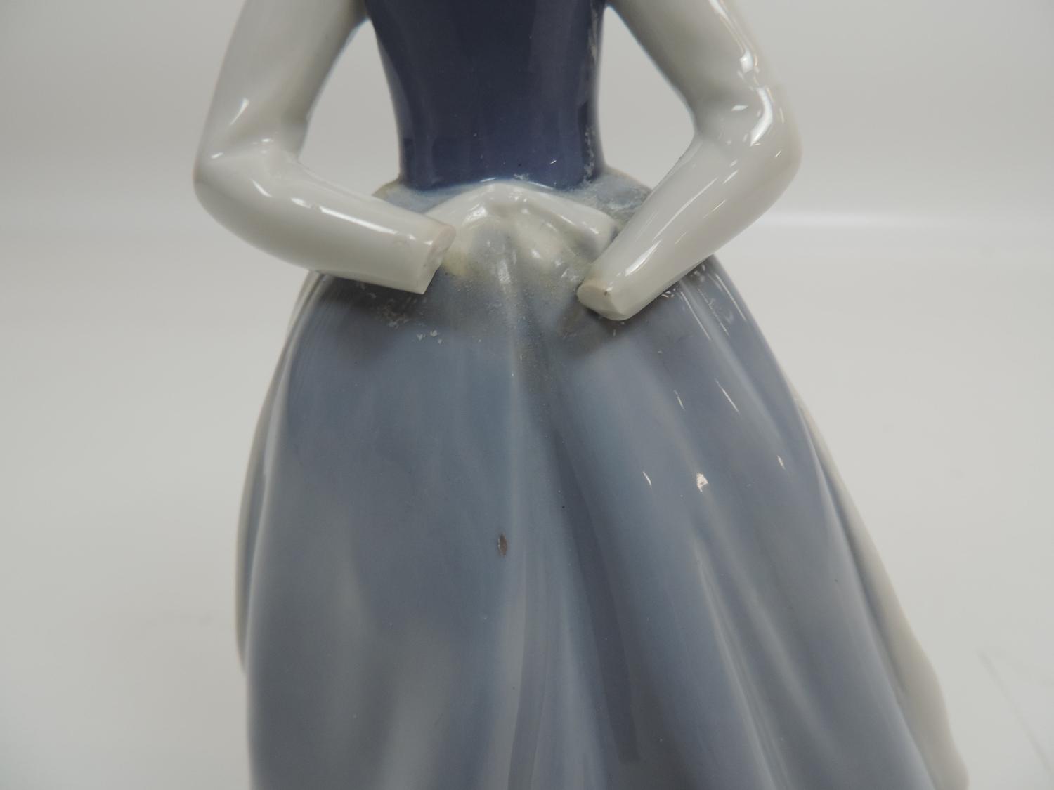 2x Spanish Porcelain Figures - One Miguel and Other Is Lladro (Hands Missing on Lladro) - Image 7 of 8