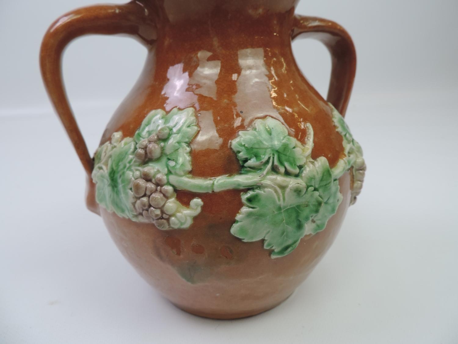 Signed E.B Fishley Fremington, North Devon Slipware Vase. Rare Sprigged Decoration - Image 2 of 3