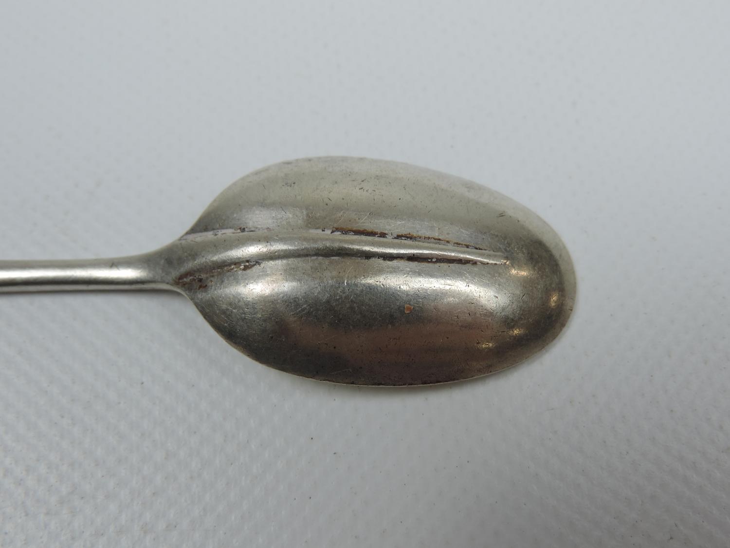 Pair of Sheffield Silver Spoons and Georgian Silver Spoon With Engraved Decoration - 45 grams - Image 8 of 8