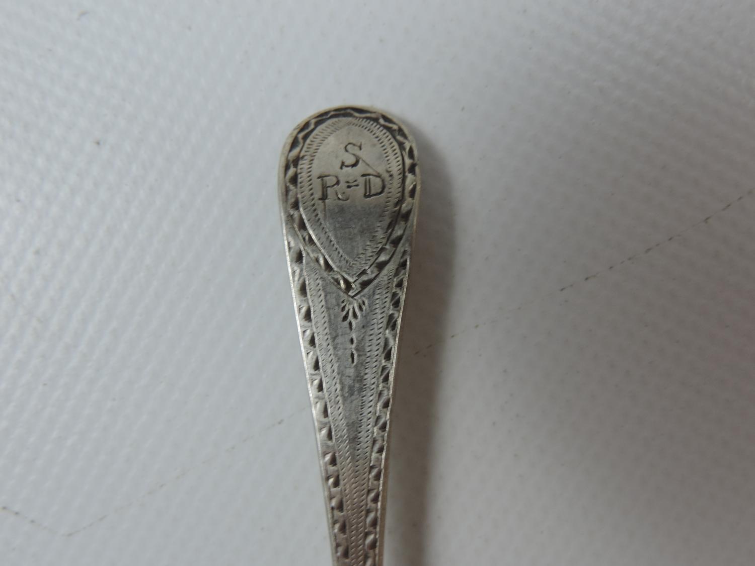 Pair of Sheffield Silver Spoons and Georgian Silver Spoon With Engraved Decoration - 45 grams - Image 5 of 8