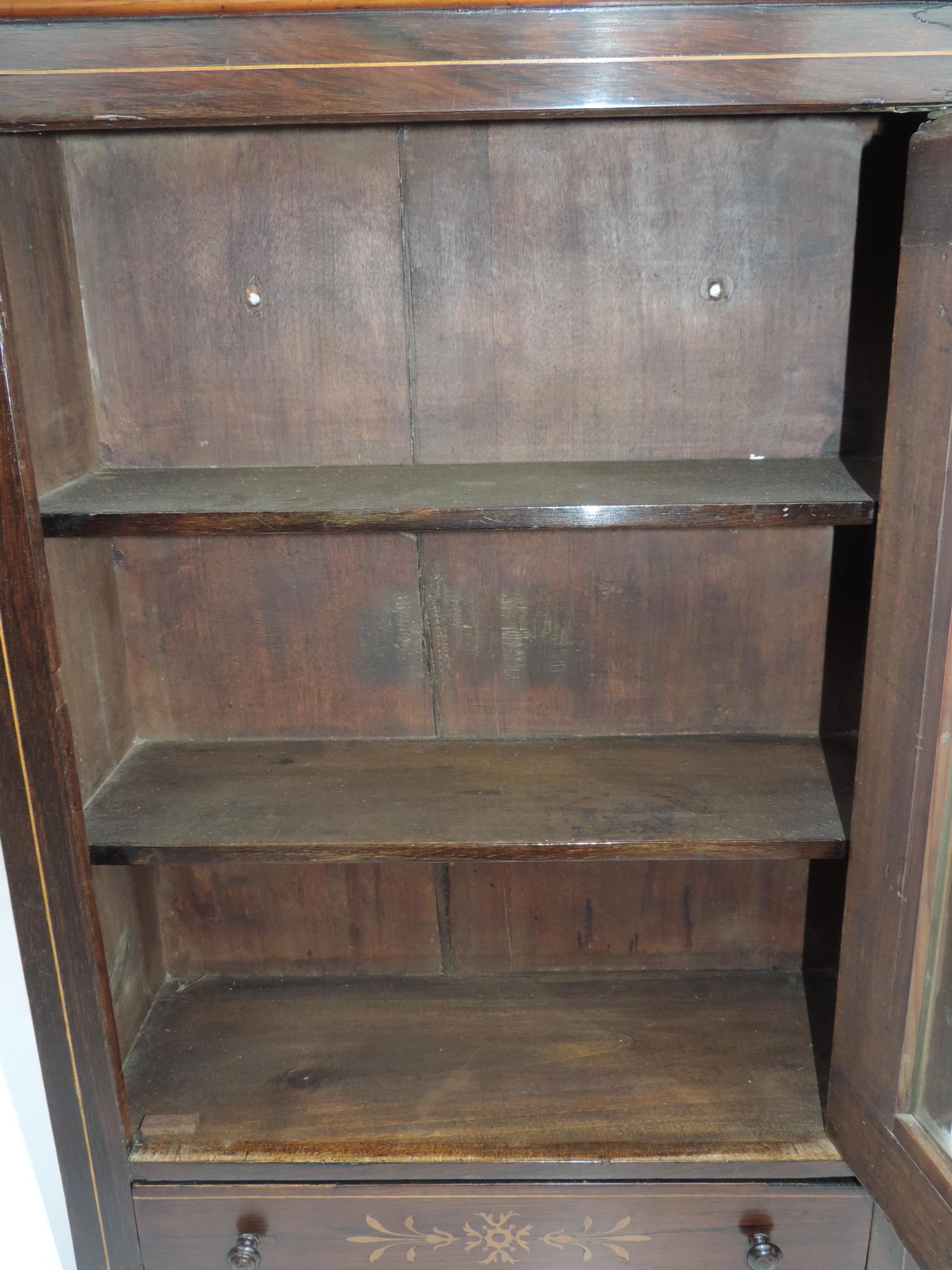 Small Victorian Rosewood Pier Cabinet with Drawer Under - Image 5 of 6