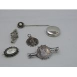 A Late Victorian Chester Silver Brooch of Pierced Foliate Design - Hallmarked for Chester 1899 by