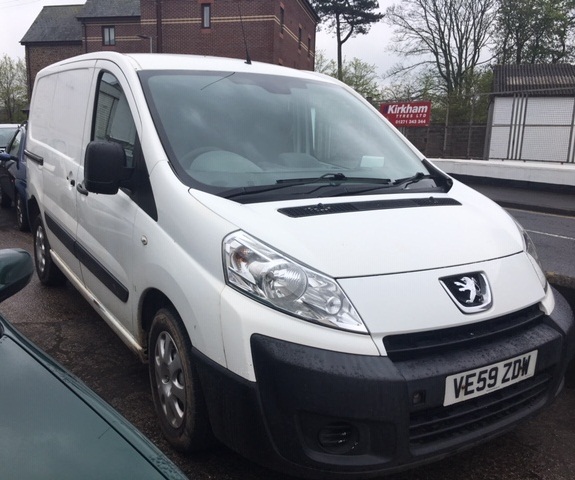 Peugeot Expert VE59ZDW Mot Nov 2019 - Image 2 of 2