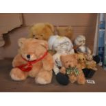 Quantity of Cuddly Toys