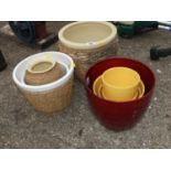 Quantity of Garden Planters