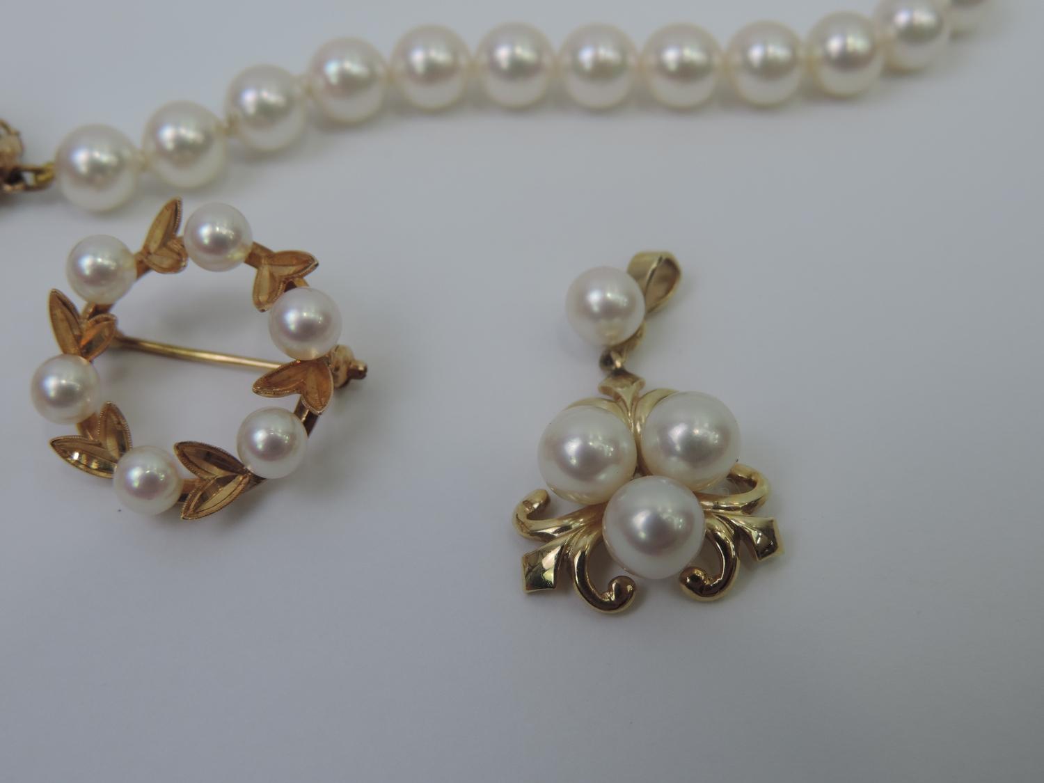 Quantity of Yellow Metal Pearl Jewellery - Hallmarked K14 - Image 2 of 6