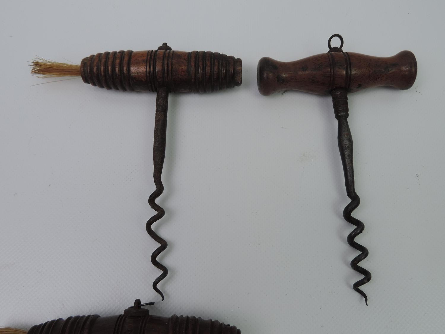 3x Vintage Cork Screws and 2x Can Openers - One in the form of a Cow - Image 2 of 6