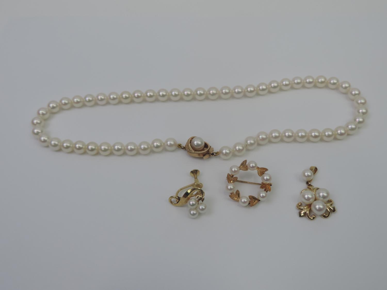 Quantity of Yellow Metal Pearl Jewellery - Hallmarked K14