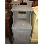 Mirrored Compactum