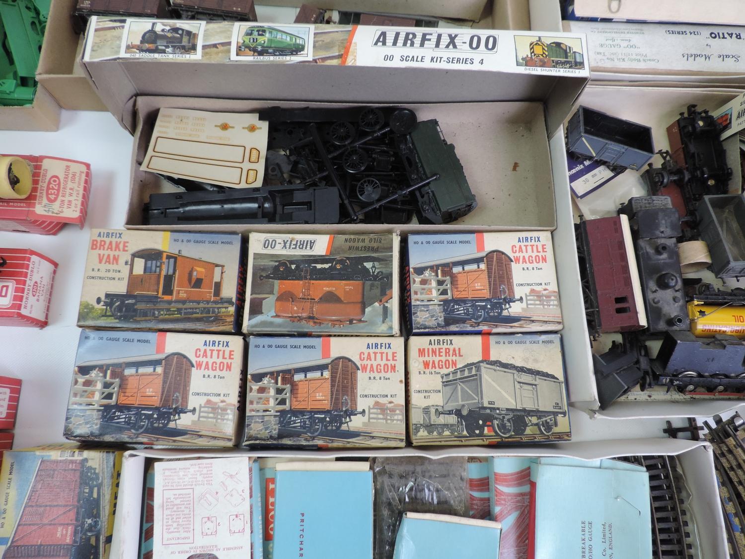 Large Quantity of Model Railway - Kit Master, Hornby, Airfix etc - Not All Box Contents Checked - Image 2 of 6