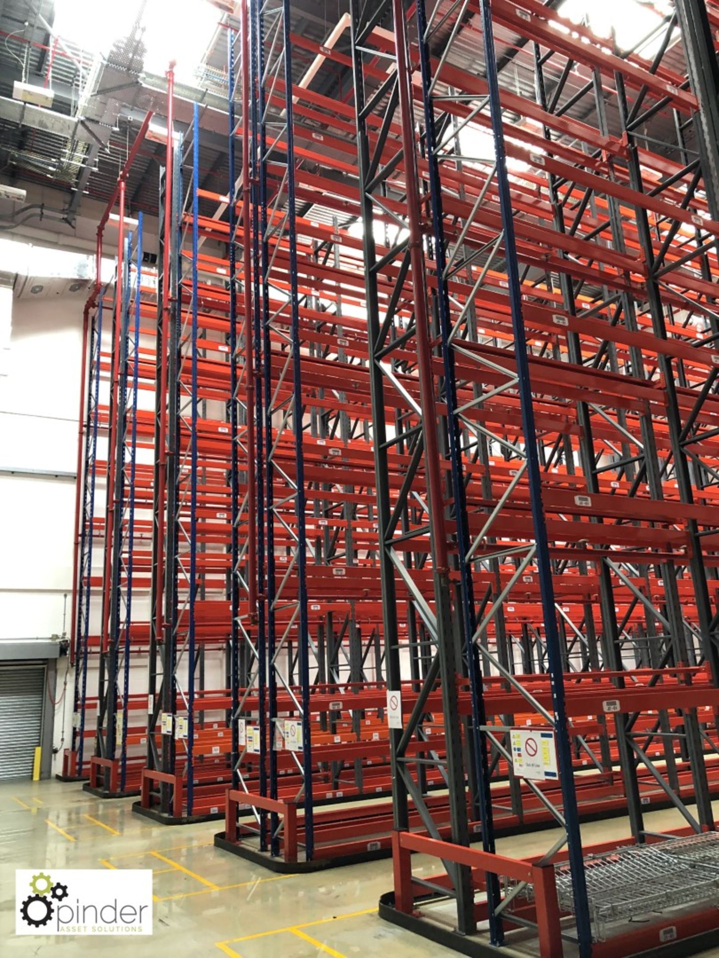 10 rows 7-bay Racking, uprights 12.5m x 900mm, beams 2650mm x 1120mm x 40mm, 18 beams per bay and - Bild 2 aus 12