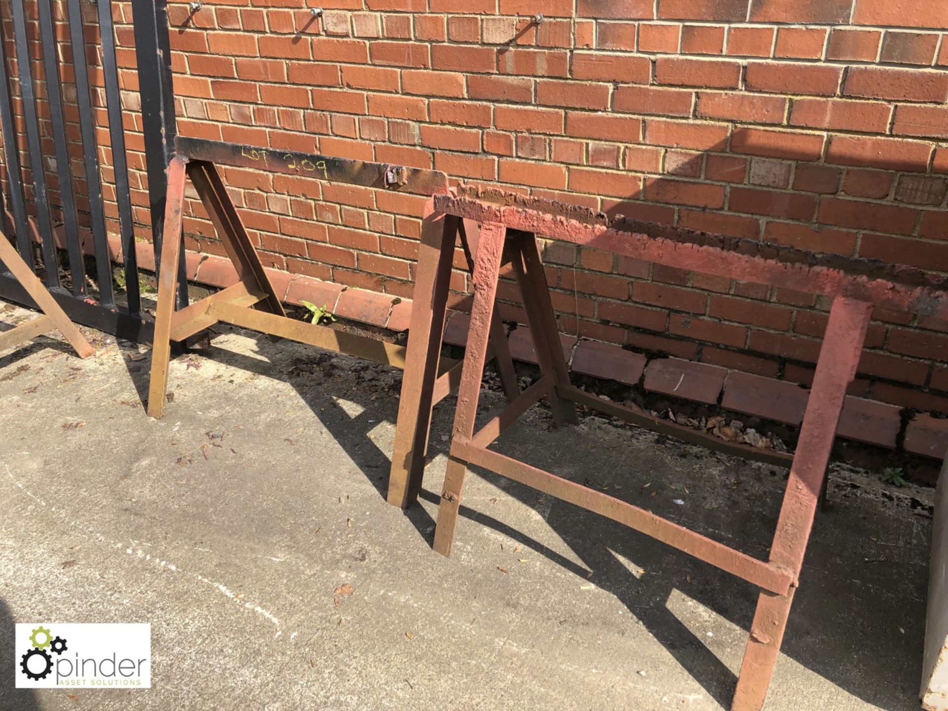 6 steel Work Trestles - Image 2 of 3