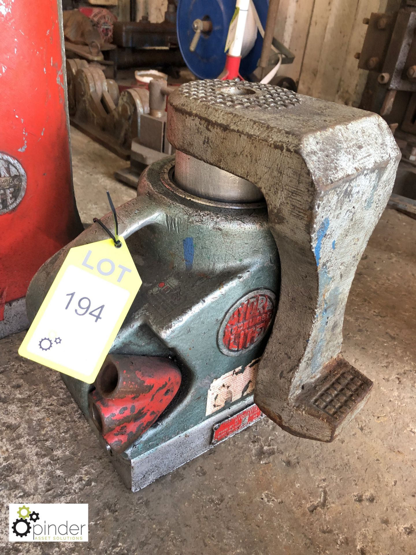 Hydra Lite 650 hydraulic Toe Jack, 50tonnes