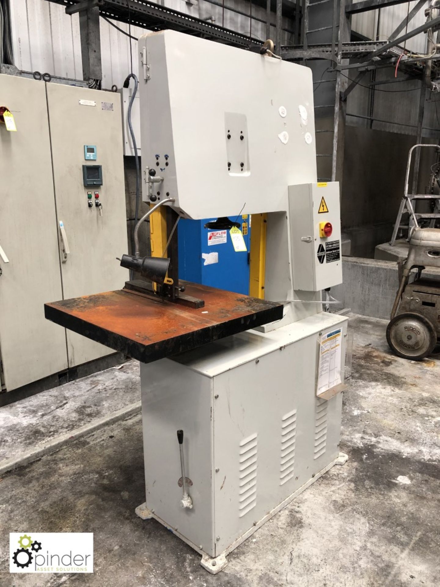 Addison NBS-600 Vertical Bandsaw, 600mm throat, 415volts, with blade grinder and welder (please note - Image 2 of 6