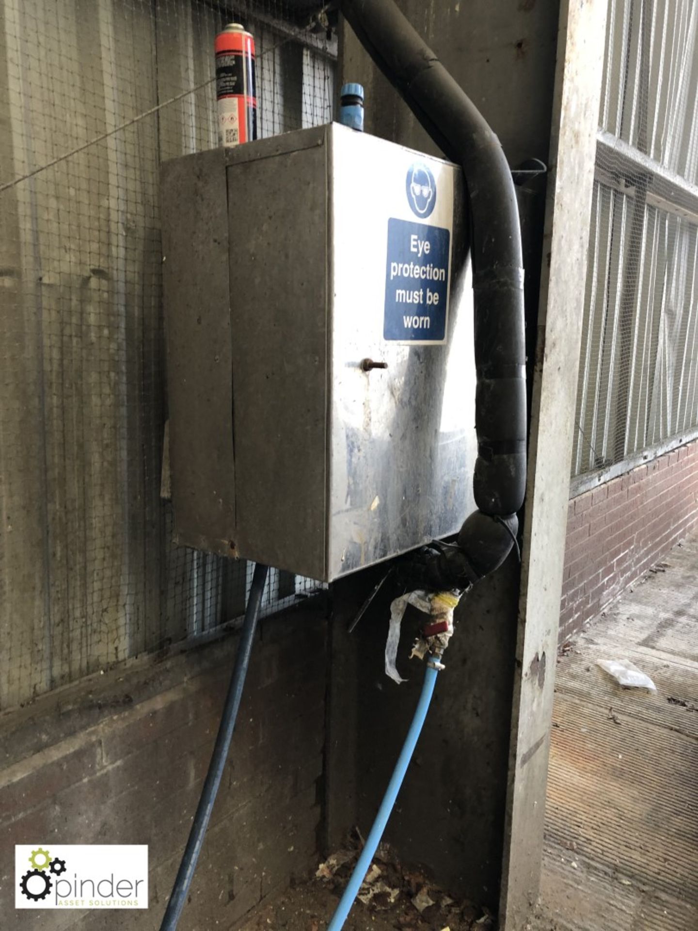 Stainless steel IBC Wash Station, with hose (please note there is a lift out charge of £50 plus - Image 3 of 4