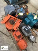 2 Geared Motors and 3 various Electric Motors (please note there is a £5 plus VAT lift out charge on