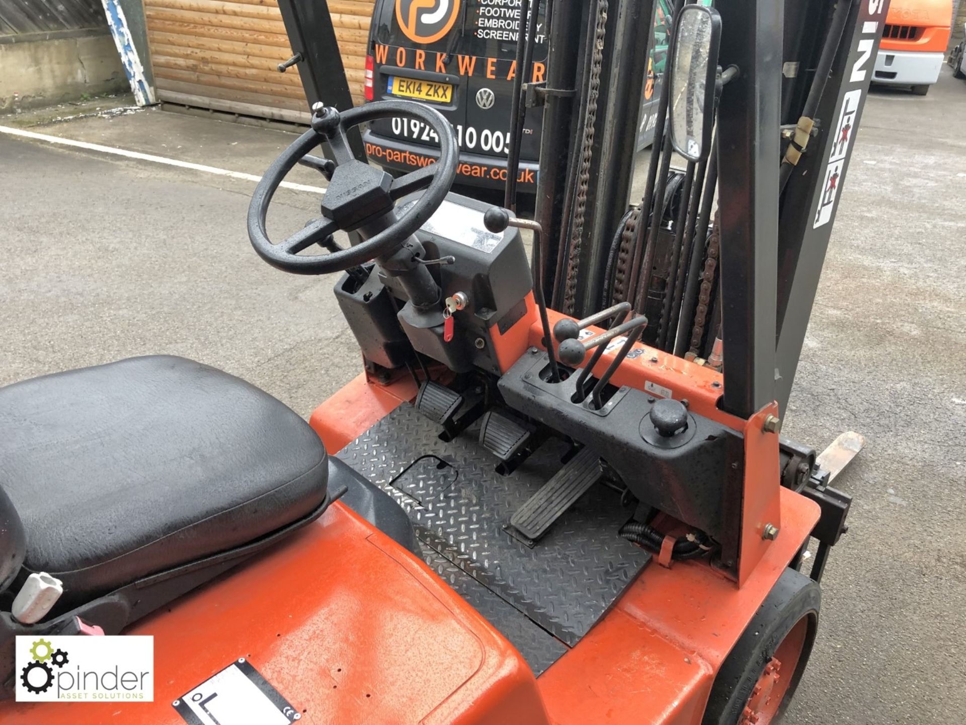 Nissan CUGJ 02P30U LPG Forklift Truck, 3000kg, 9446hours, triplex mast, side shift, 4th hydraulics - Image 8 of 11