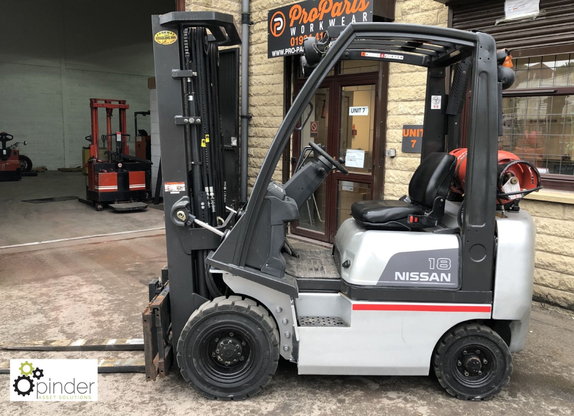 Nissan PIDI A18LQ LPG Forklift Truck, 1750kg capacity, 7056hours, triplex container spec mast, - Image 4 of 13