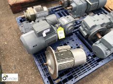 3 Geared Motors and Electric Motor (please note there is a £5 plus VAT lift out charge on this lot)