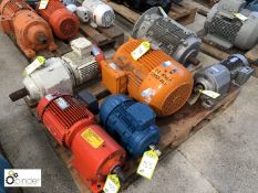 3 Geared Motors and 3 Electric Motors, comprising 11kw, 2.2kw, etc (please note there is a £5 plus