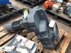 Buhler BF60Z-24W Gearbox with electric motor (please note there is a £5 plus VAT lift out charge