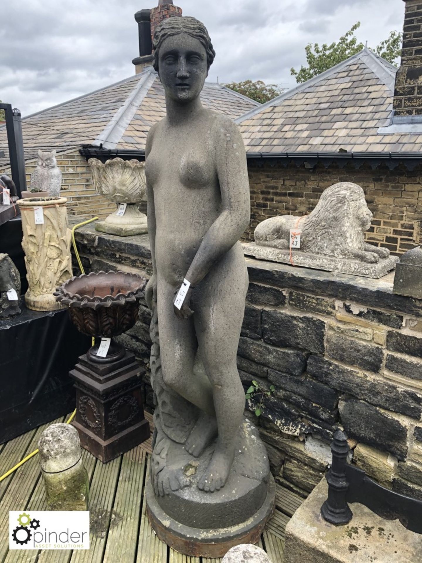 Yorkshire Stone Statue of a Girl, 1854, removed from Port Admiral pub in Preston, 2000mm tall - Image 2 of 4
