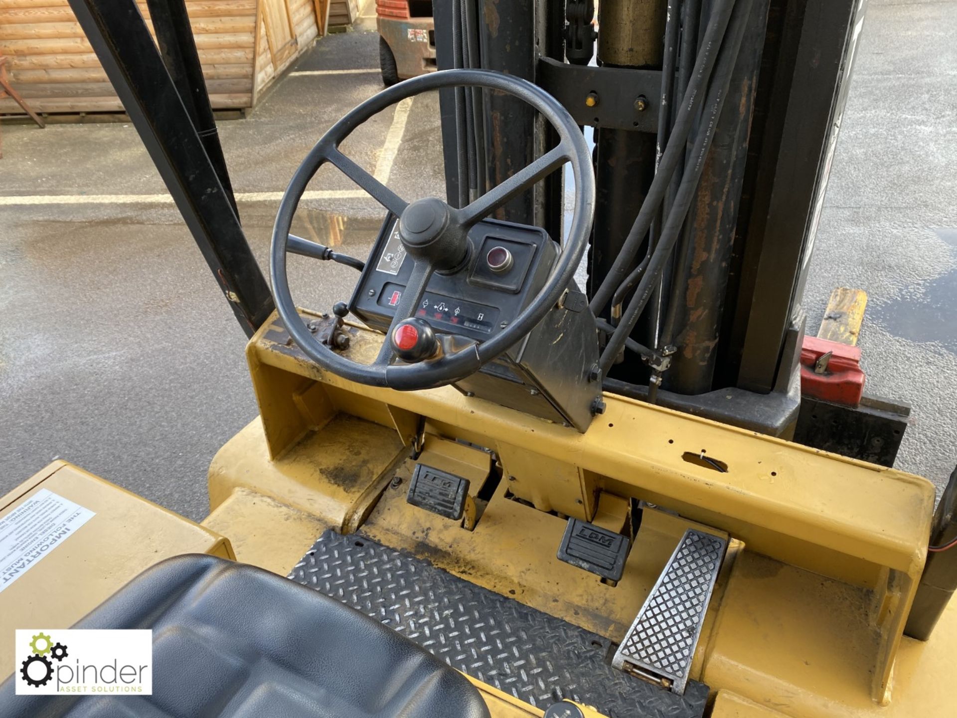 Caterpillar T125D Forklift Truck, 5700kg capacity, 6300mm triple mast, 3050mm closed height, 3rd and - Image 14 of 17