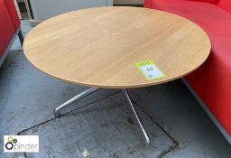 Oak circular Coffee Table, 800mm diameter