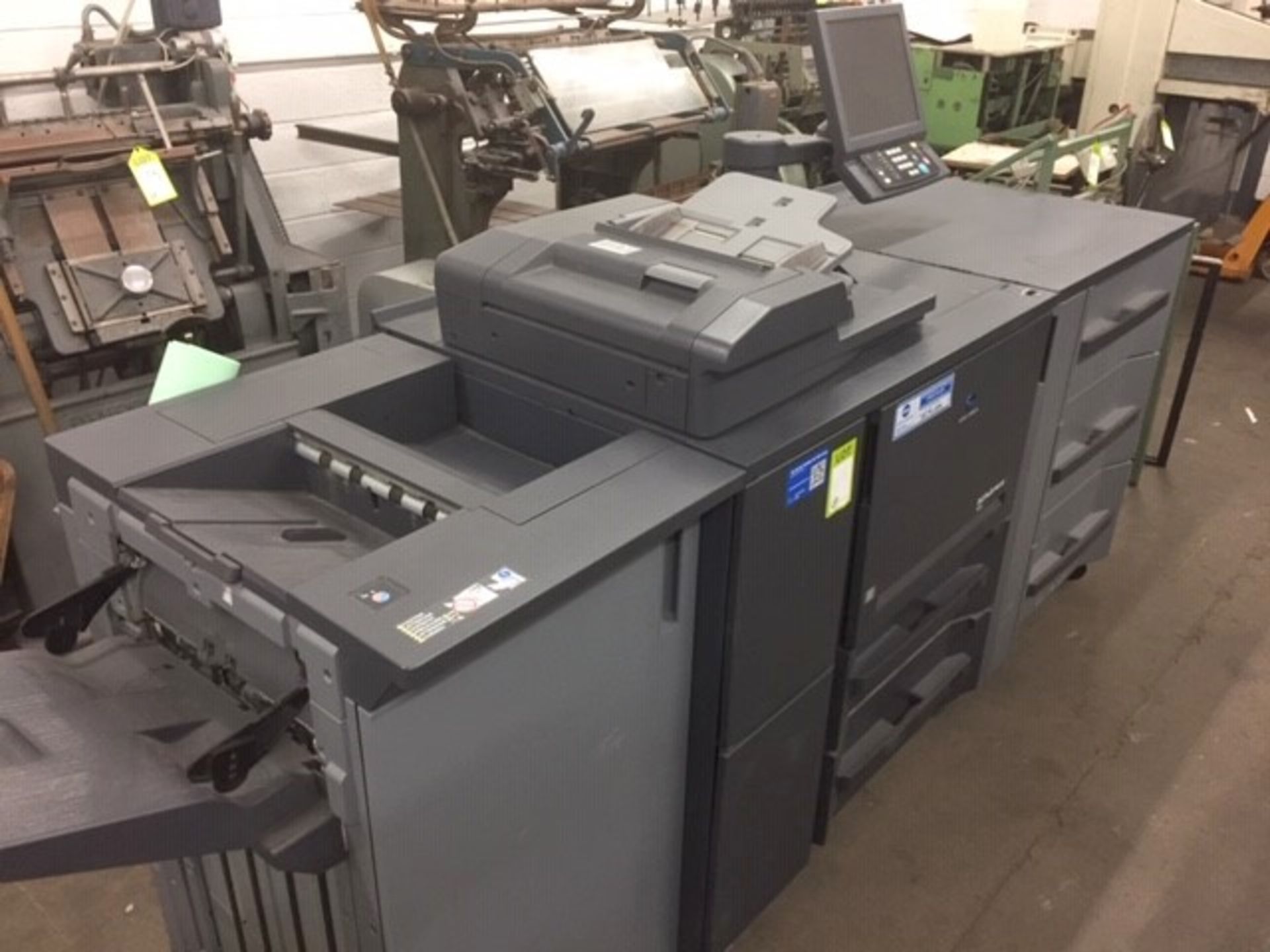 Konica Minolta Bizhub Press 1052 Digital Press, impressions – 1,246,600 (this lot is located in - Image 5 of 6