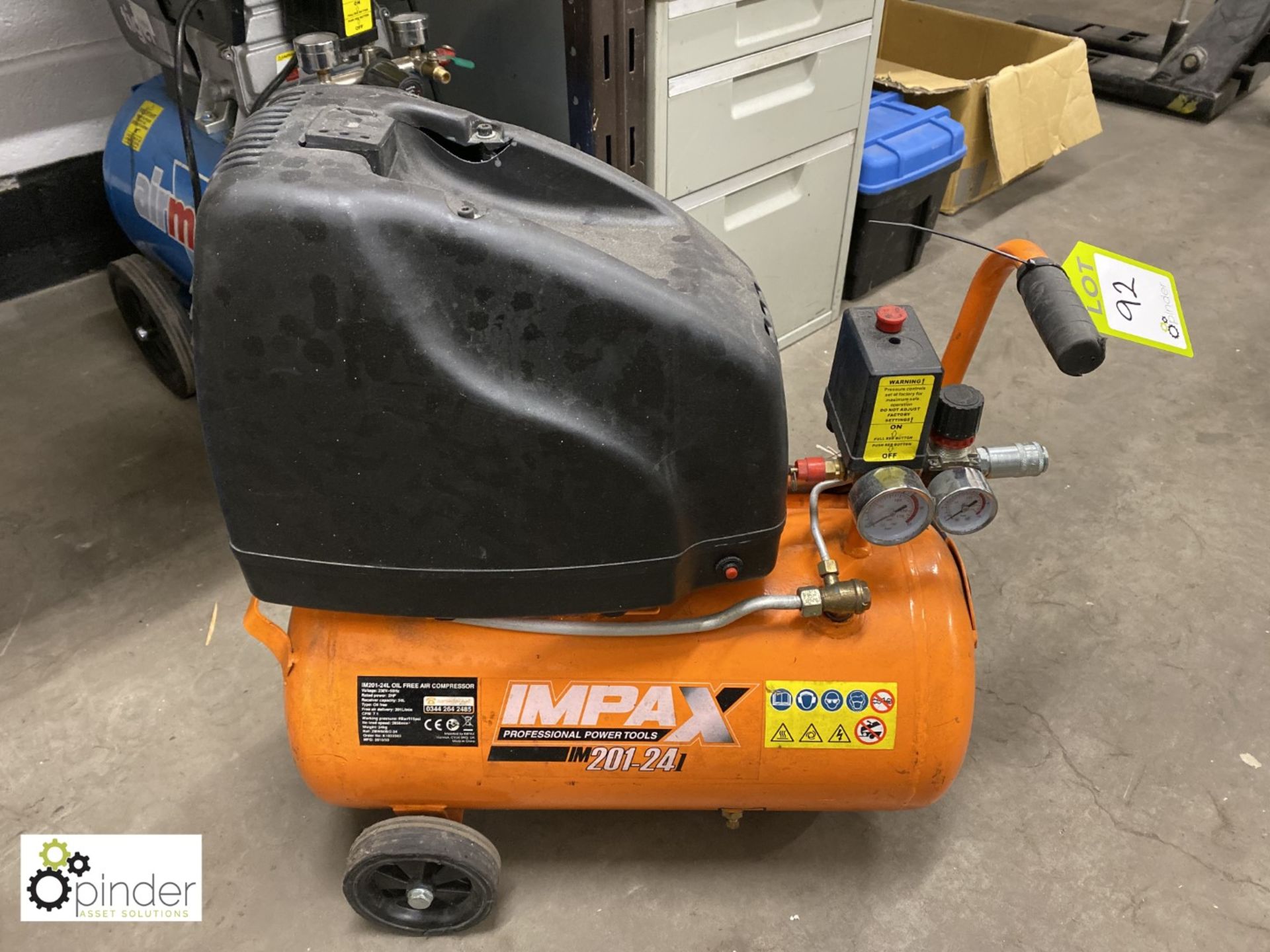 Impax IM201/24 portable receiver mounted Compressor, 240volts (this lot is located in Penistone)